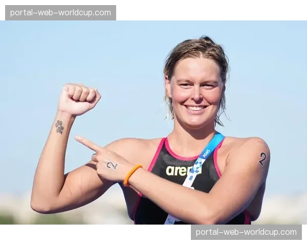 2026年世界马拉松游泳系列赛首站，荷兰选手夺10公里公开水域冠军