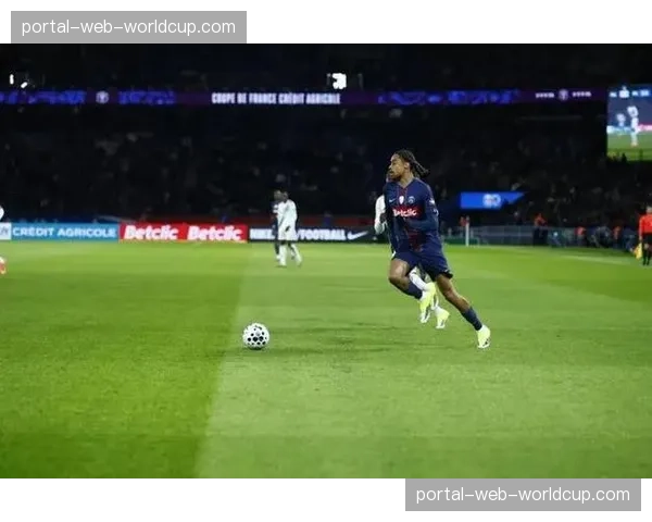 36岁意大利悍将因莫比莱1球1助，巴黎FC4-1爆冷掀翻摩纳哥